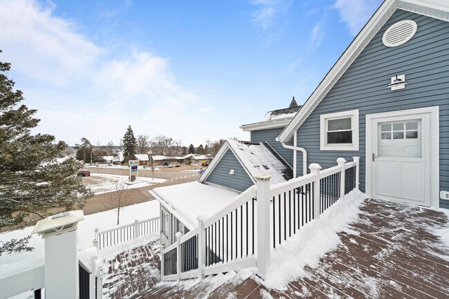 Building Photo - 80 W Geneva St