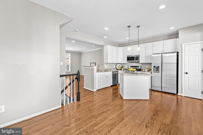 Building Photo - 5011 Waple Ln