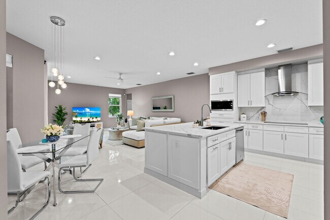 Building Photo - 9919 Royal Cardigan Way