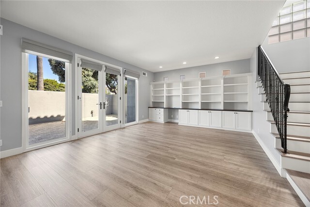 Building Photo - 406 Goldenwest St