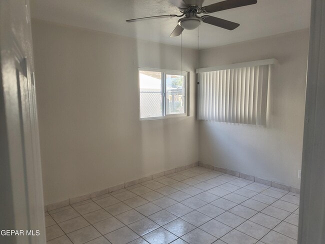 Building Photo - 4908 Blue Ridge Cir