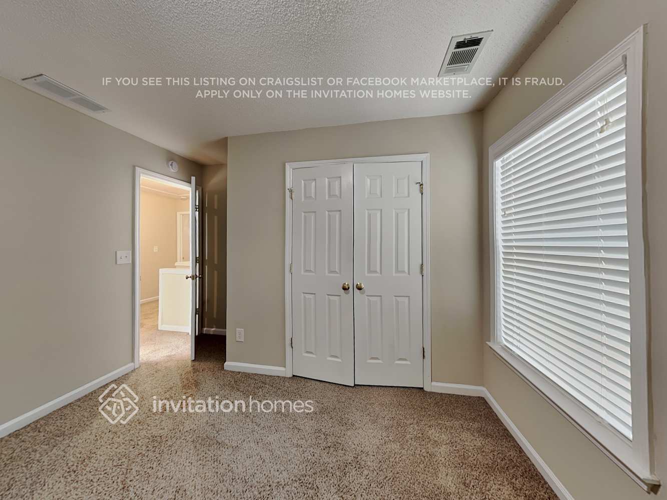 Building Photo - 172 Wallnut Hall Cir