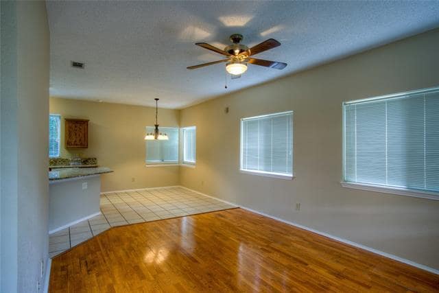 Building Photo - 6701 Hornbeam Ct