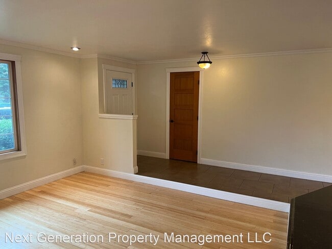 Building Photo - 3 br, 1 bath House - 751 Laksonen Loop