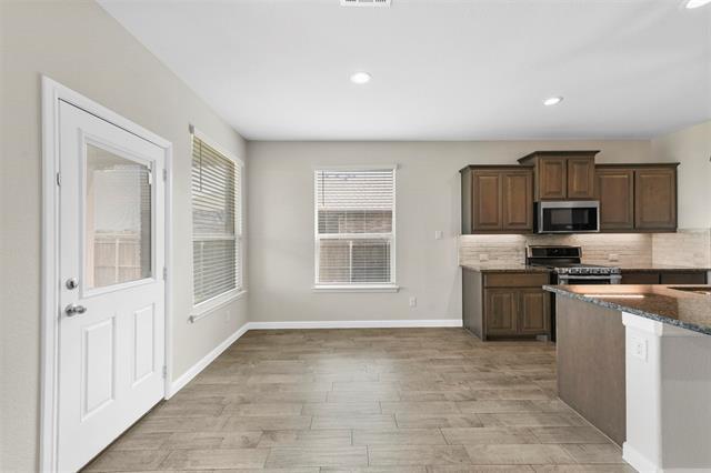 Building Photo - 3318 Camden Creek Dr