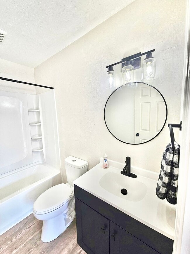 Building Photo - Place to call home