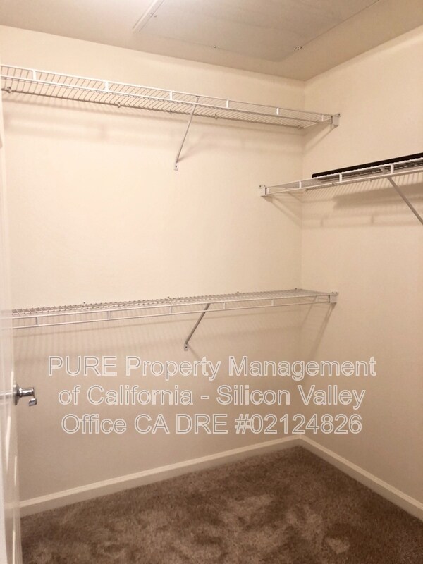 Building Photo - 1310 Saddle Rack St