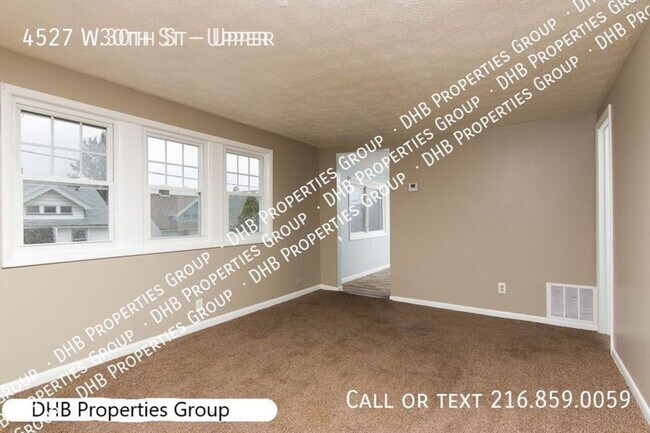 Building Photo - W30th St Triplex