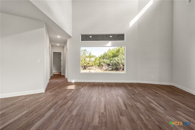 Building Photo - 118 Cap Rock