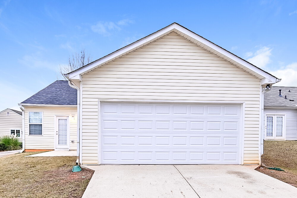 Building Photo - 1253 Winwood Dr