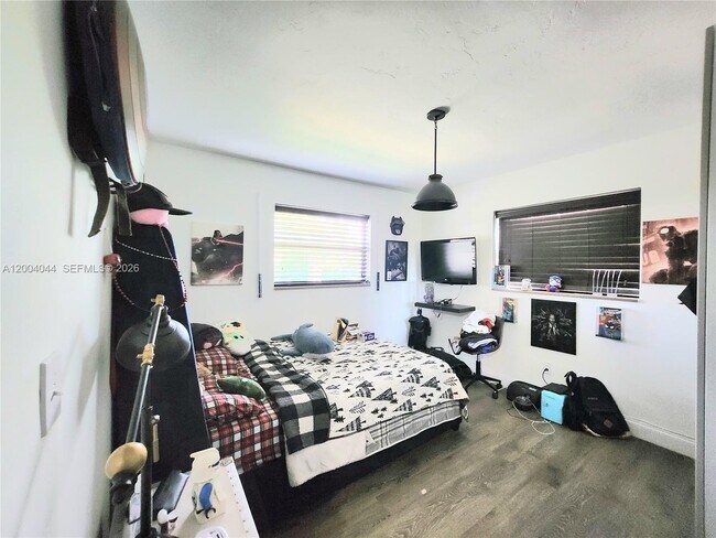 Building Photo - 2251 NW 87th Ter