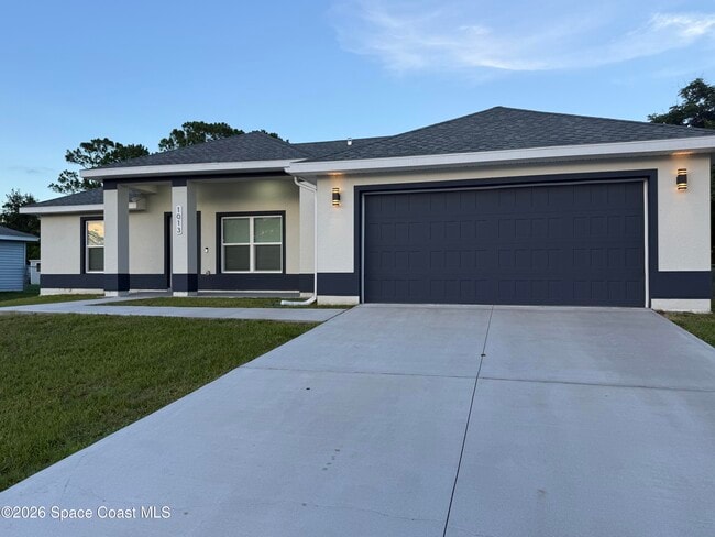 Building Photo - 1013 Hammacher Ave SW