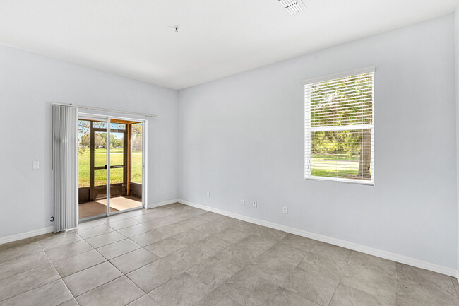 Building Photo - 2341 Betsy Ross Ln