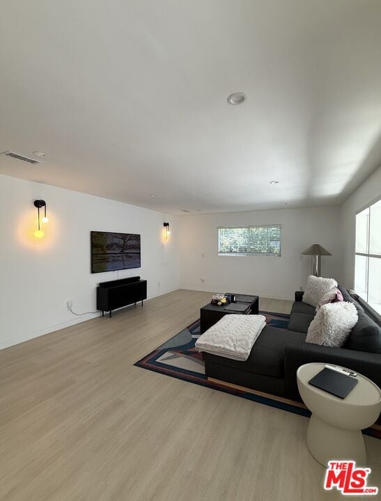 Building Photo - 4275 McClung Dr