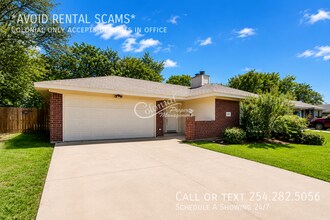 Building Photo - 2408 Hidden Hill Dr