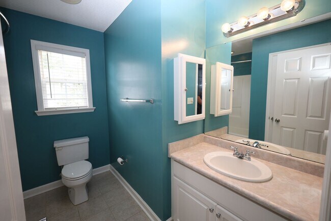 Building Photo - 3941 Cutter Point