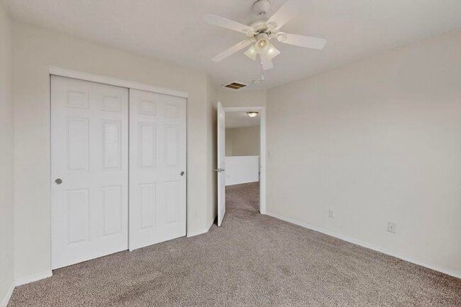 Building Photo - 8155 Ventana Azul Ave NW