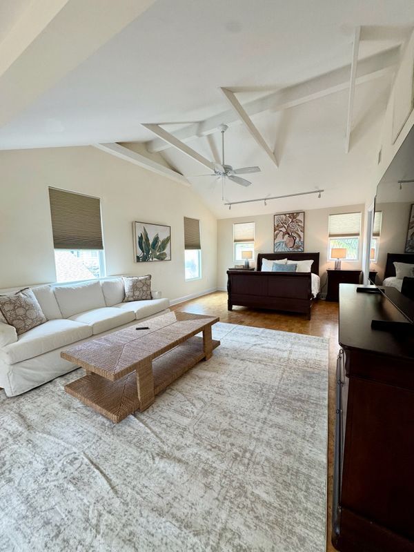 Building Photo - 221 13TH Ave