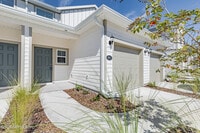 Building Photo - 9833 Fiddleback Ln