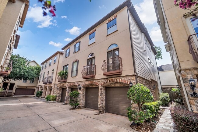 Building Photo - 542 Bomar St