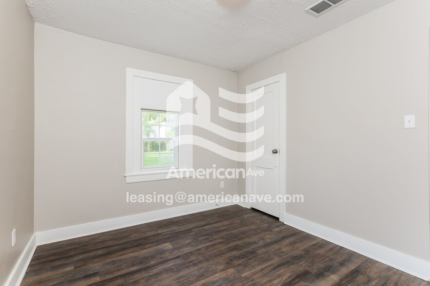 Building Photo - 214 Wilshire Ave