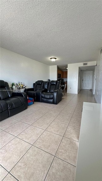 Building Photo - 6060 W 21st Ct