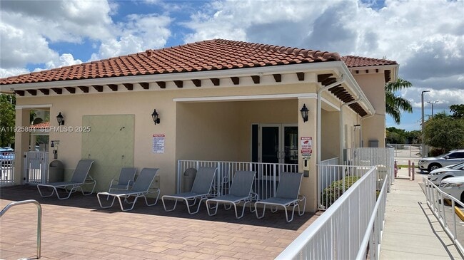 Building Photo - 210 NW 109th Ave