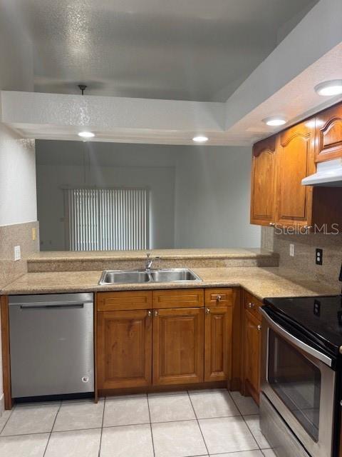 Building Photo - 1095 San Cristobal Ave