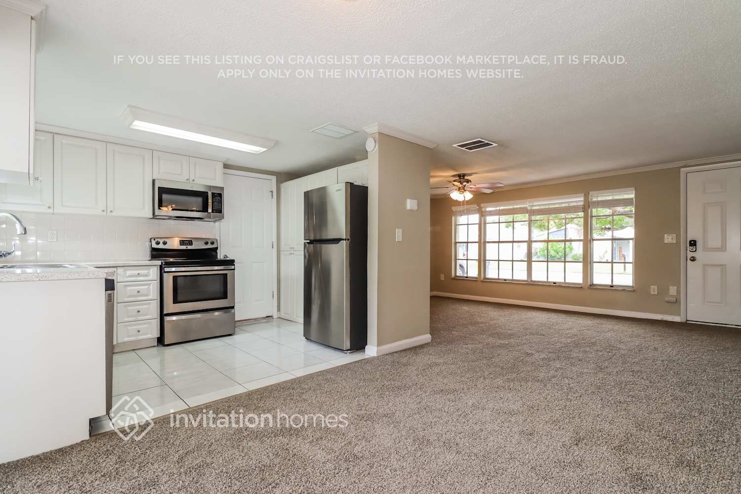 Building Photo - 3824 Sail Dr