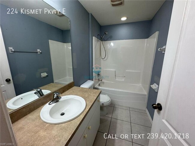 Building Photo - 224 Kismet Pkwy E