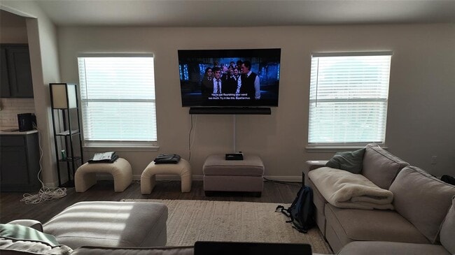 Building Photo - 5659 Sabbia Dr