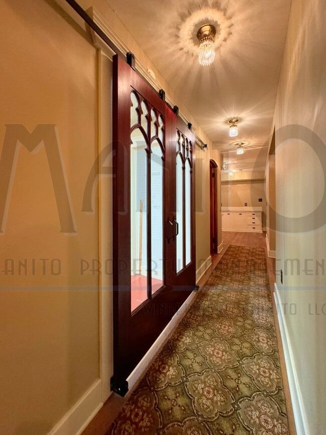 Building Photo - **COMING SOON** South Hill Swank