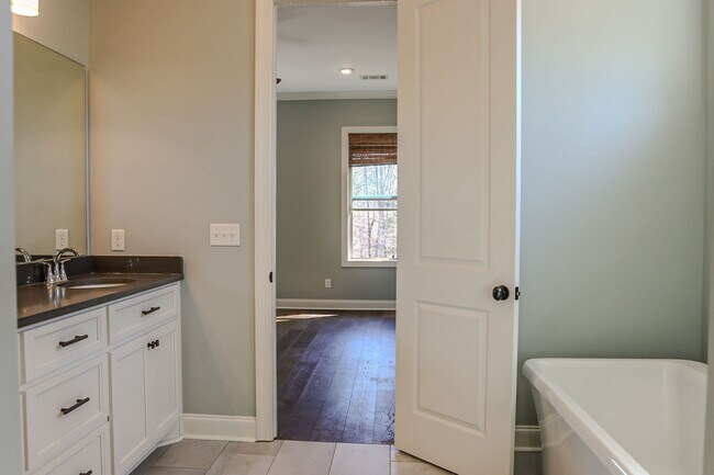 Building Photo - Tuscan Ridge Home