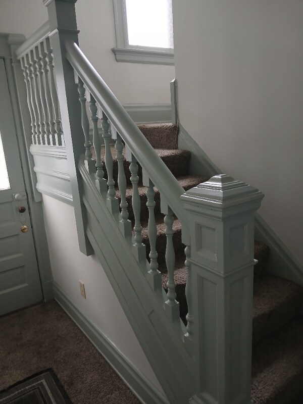 Building Photo - 2461 Fairview Ave