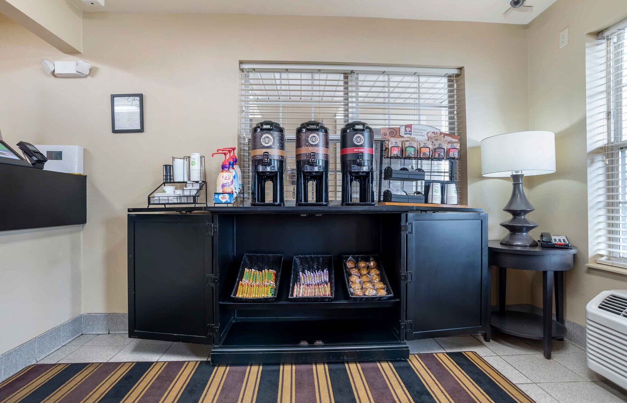 Building Photo - Furnished Studio-Huntsville - U.S. Space a...