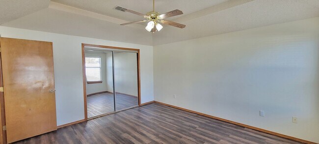 Building Photo - GREAT HOME IN NE CLOVIS NEAR MESA ELEMENTARY