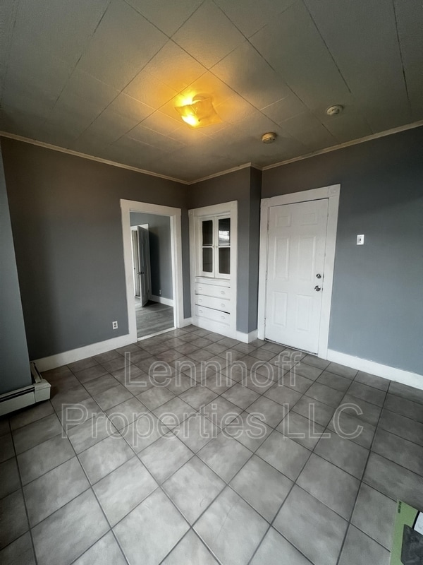 Building Photo - 159-167 S Union Street - 161-3R