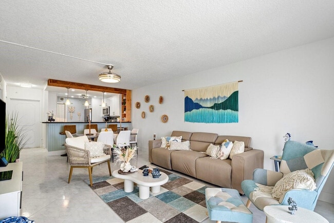 Building Photo - 1500 S Ocean Blvd