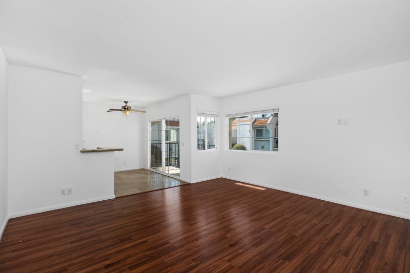 Building Photo - 1499 Broadway