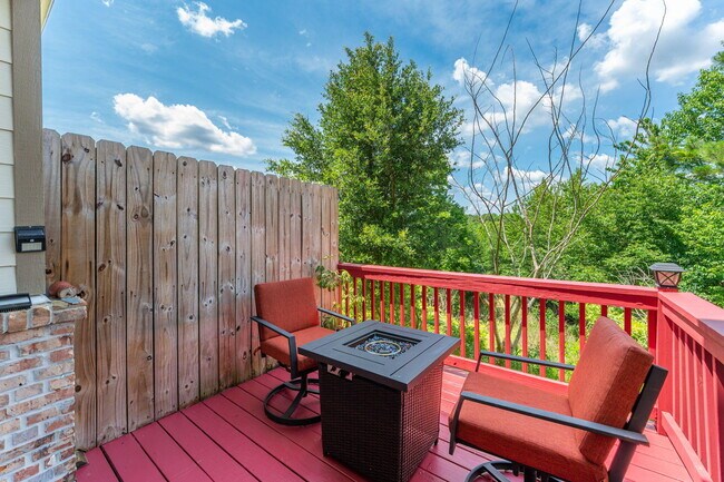 Building Photo - 406 Arbor Lake Dr