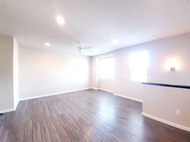 Building Photo - 618 Montage Cir