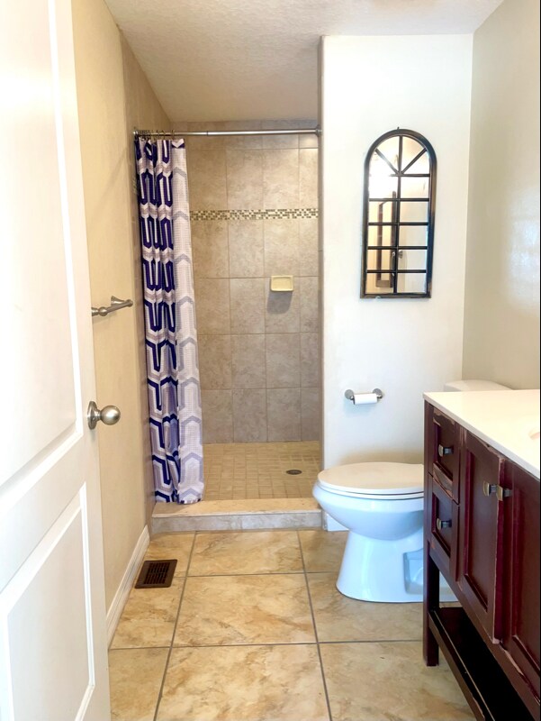 Building Photo - 316 N Grandview Ave