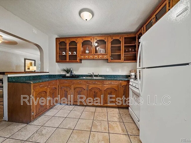 Building Photo - 5046 Meade St