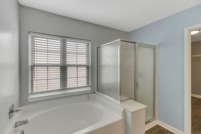 Building Photo - Spacious Cane Bay Home with Pond Views!