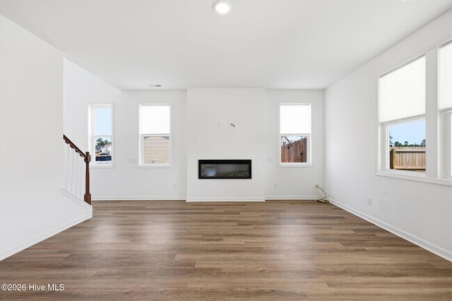 Building Photo - 362 Summer Wind Wy