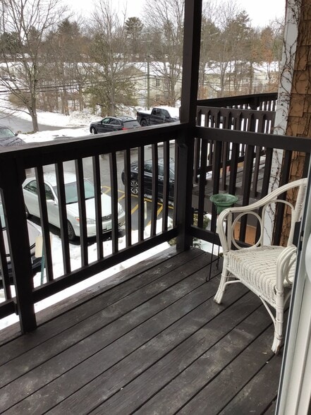 Building Photo - 210 Brook Village Rd