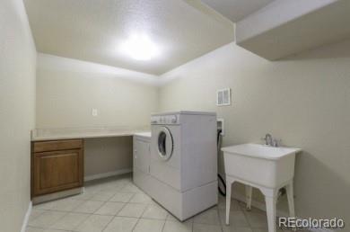 Building Photo - 9864 Pennsylvania Dr