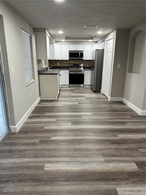 Building Photo - 7104 Ingleside Dr