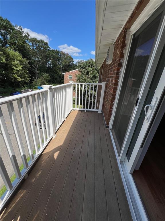 Building Photo - 395 Mendon Rd