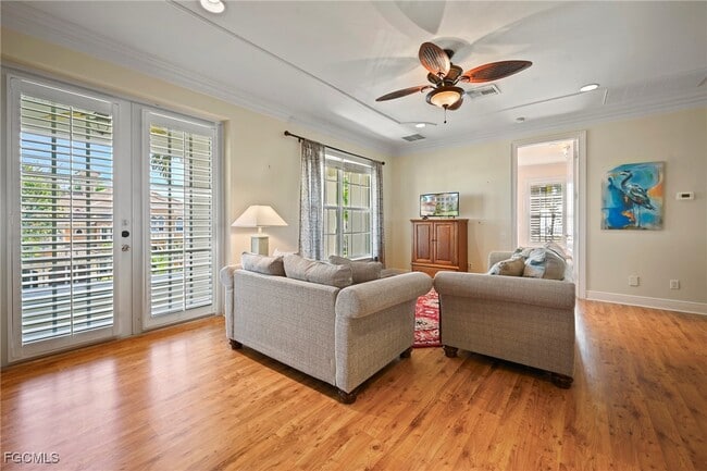 Building Photo - 18150 Old Pelican Bay Dr